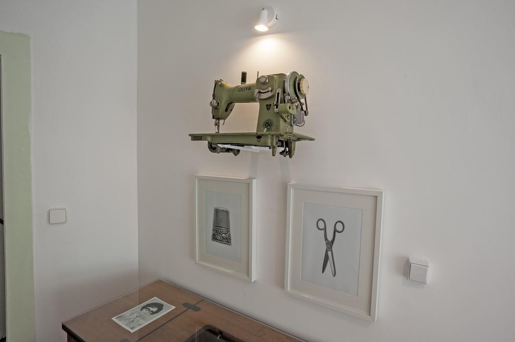 Stay Local In Alfama! Alice Central Home, Near River Lissabon Buitenkant foto