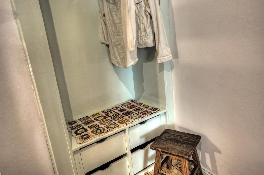 Stay Local In Alfama! Alice Central Home, Near River Lissabon Buitenkant foto