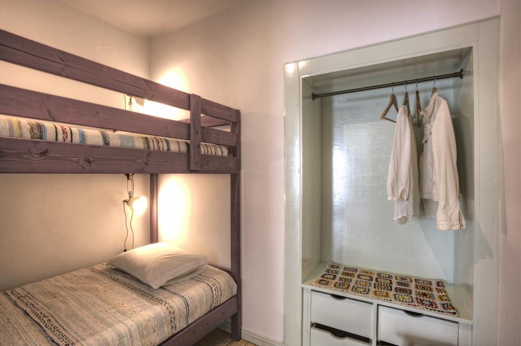 Stay Local In Alfama! Alice Central Home, Near River Lissabon Buitenkant foto